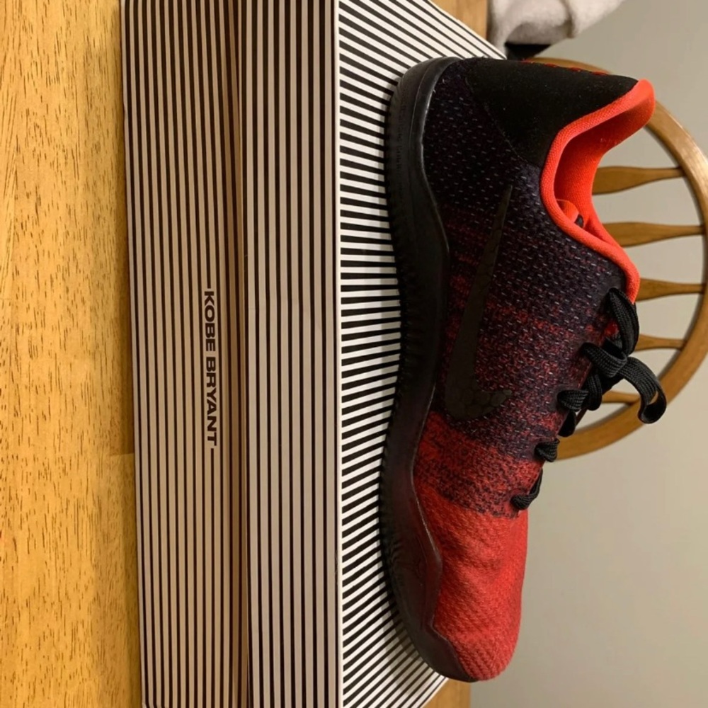 Nike Kobe 8 Size 7 Youth.